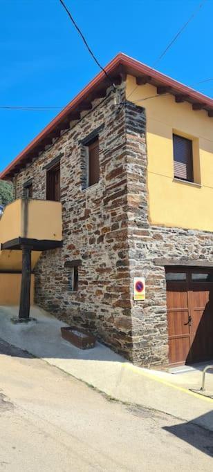 O Lar De Alba Villa La Rua Eksteriør billede